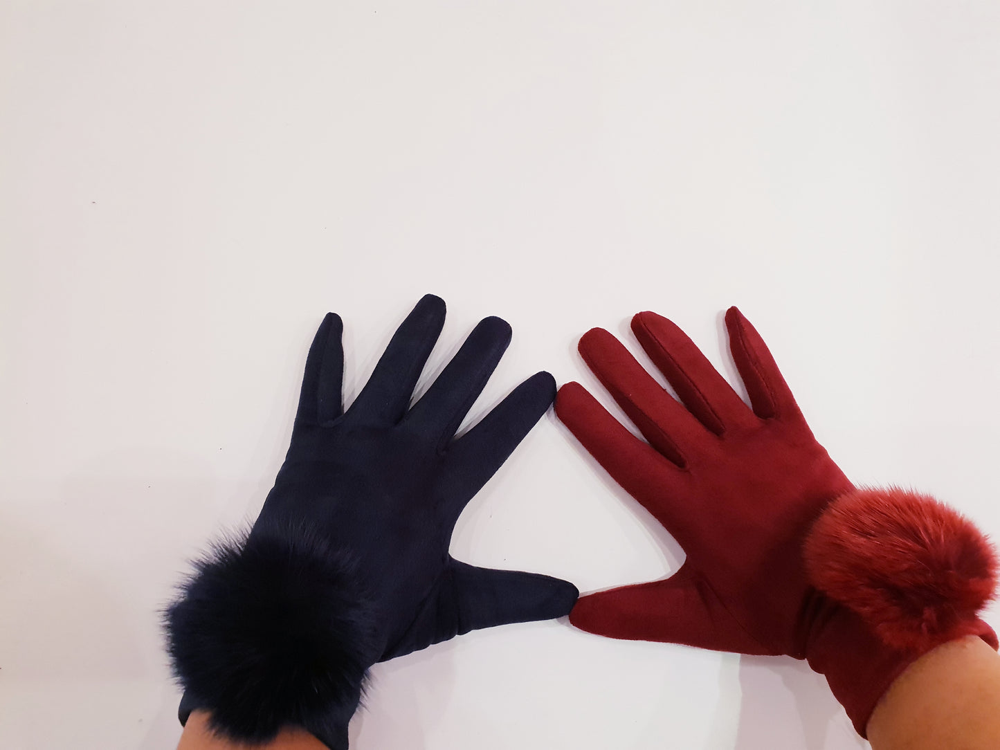 Guanti con Pompon