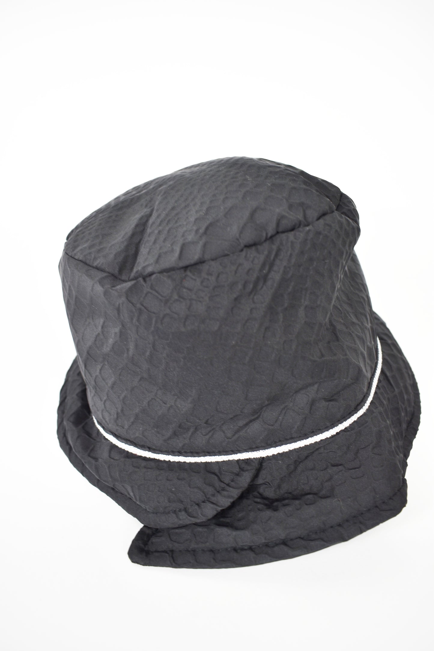 Cappello pescatore martellato