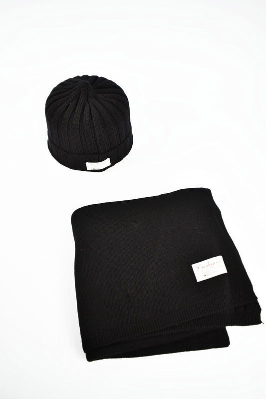 Sciarpa e cappello con cashemere Nero