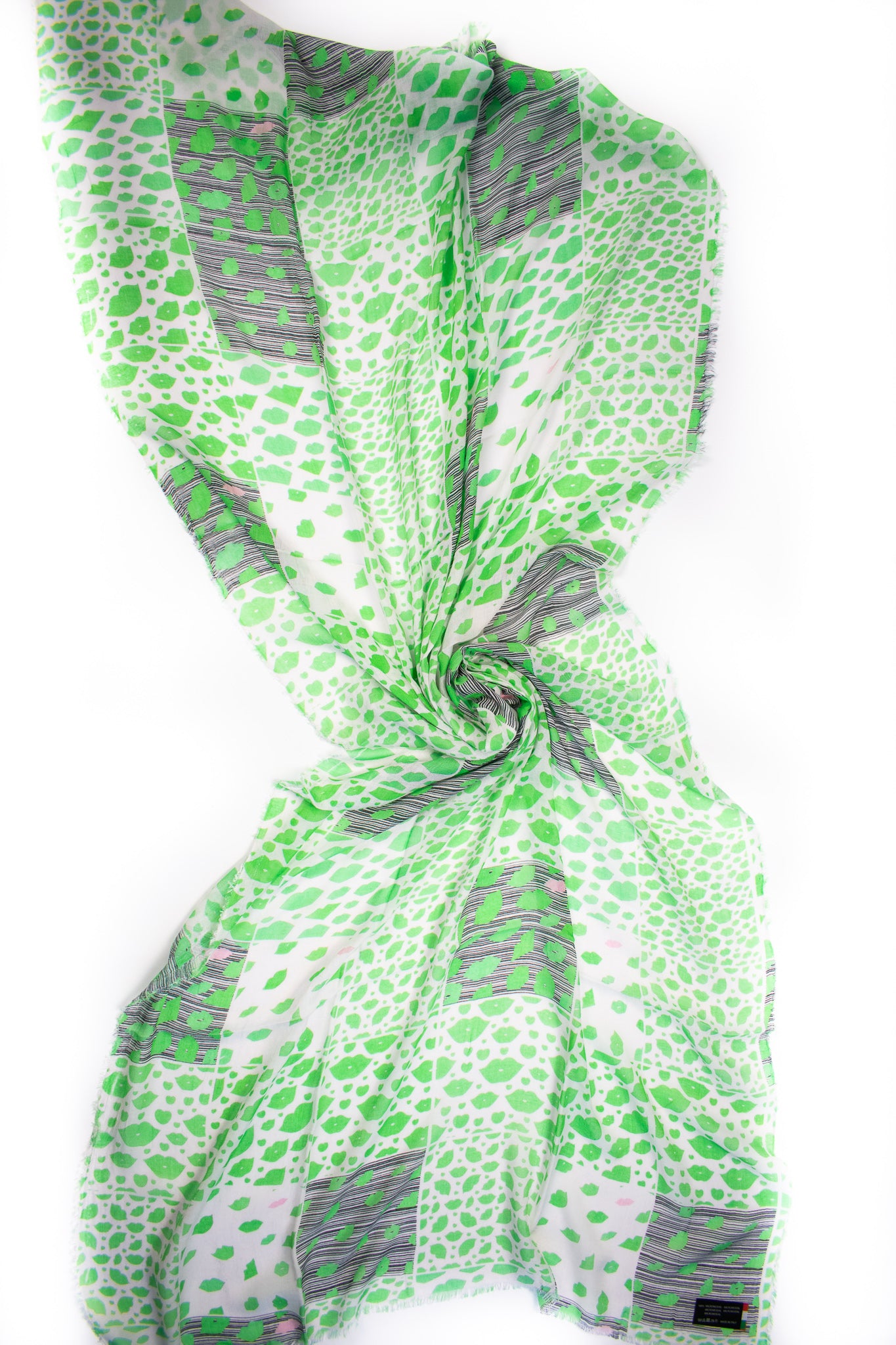 Foulard kiss modal