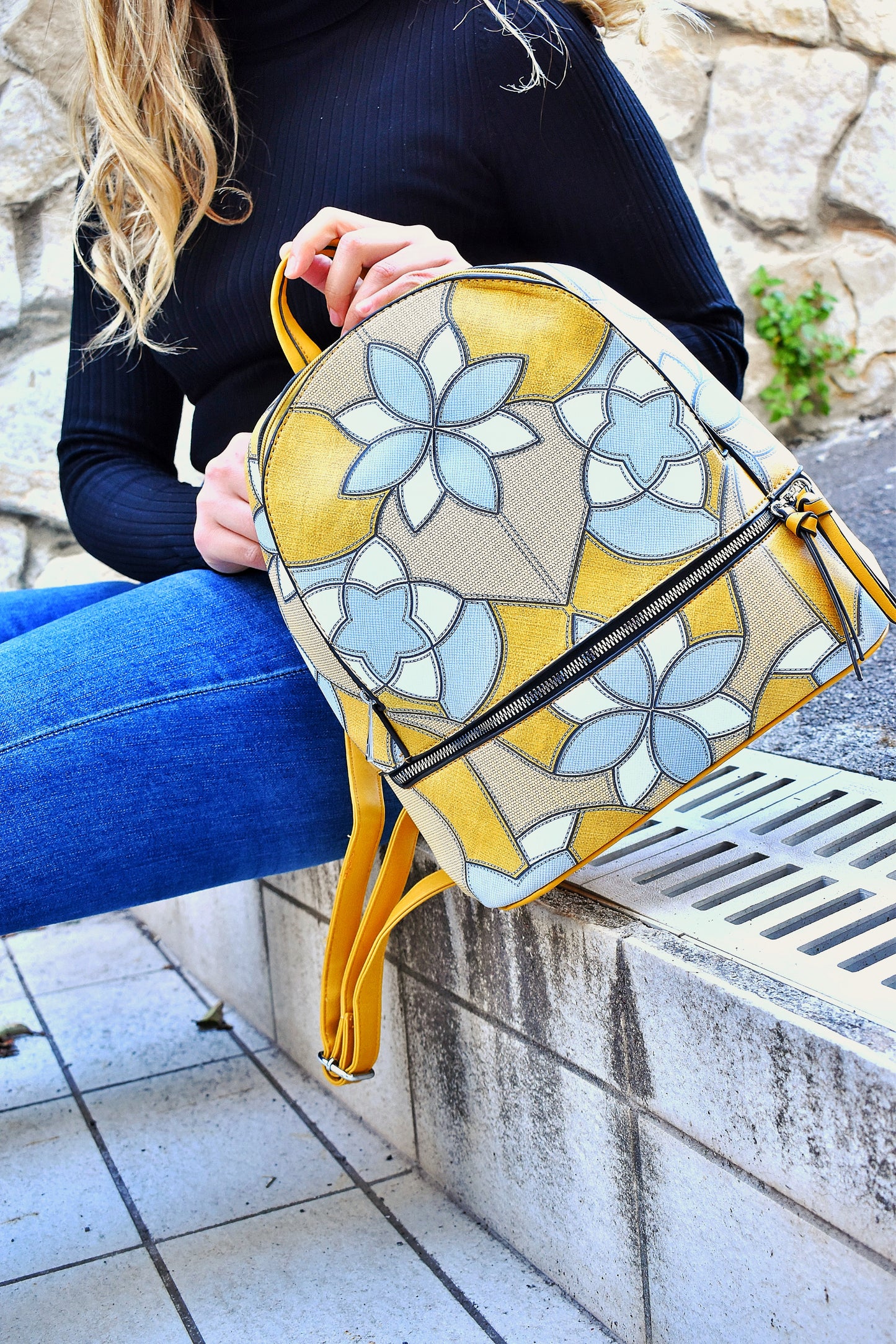 Zaino fiori giallo
