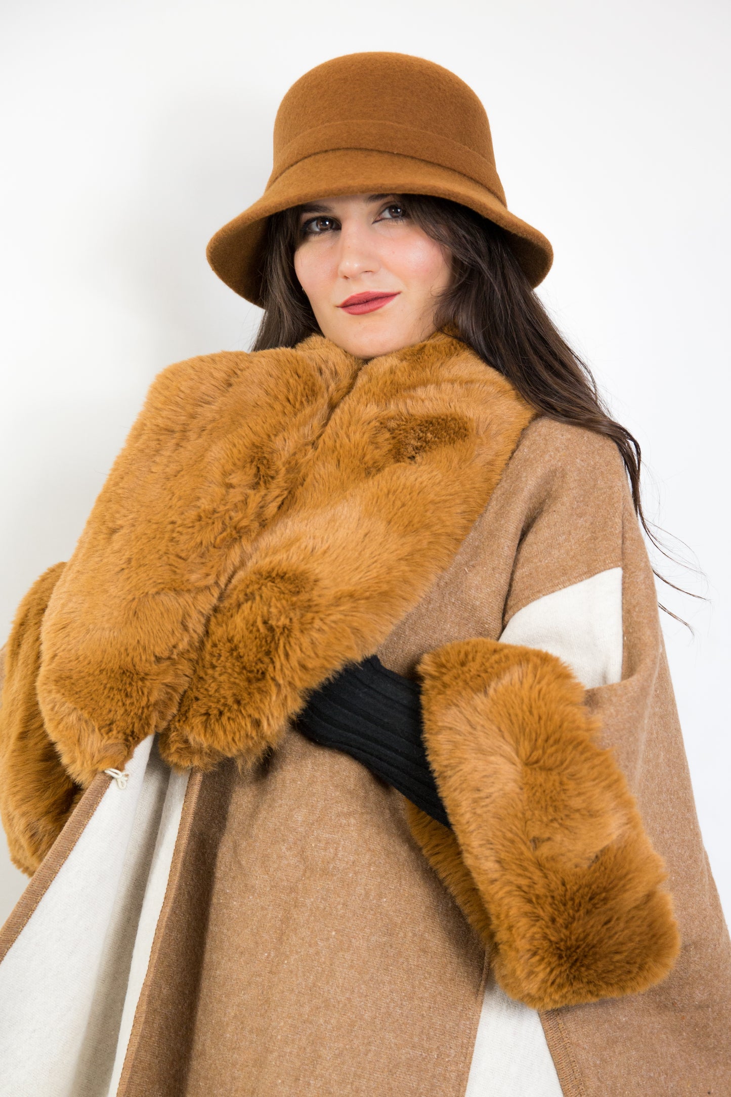Cappello rigido BonTon