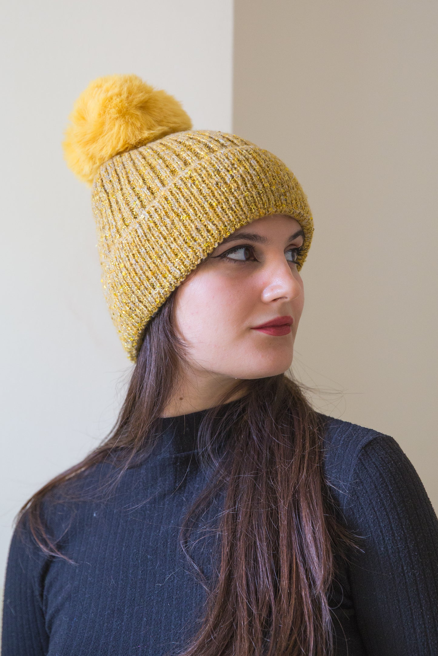 Cappello pompon paillettes